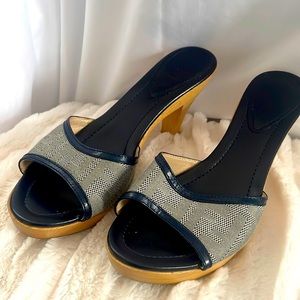 Vintage Rare Fendi Wood Block Heels interlocking F